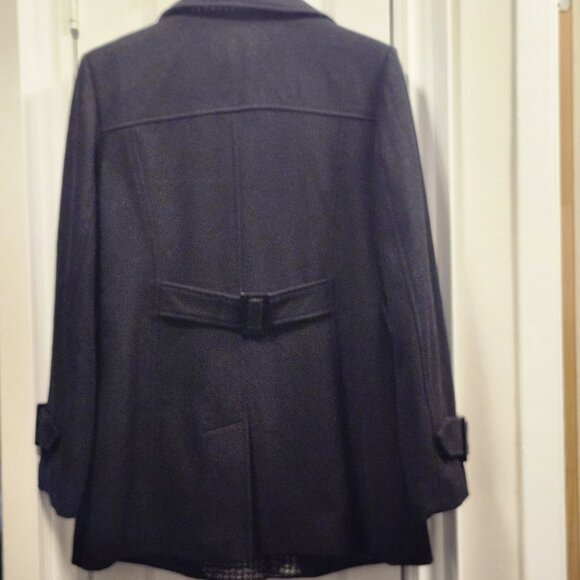 Novelti Black Wool Blend Coat Women’s Size 12 – Classic Button Front with Pocket - Picture 2 of 9